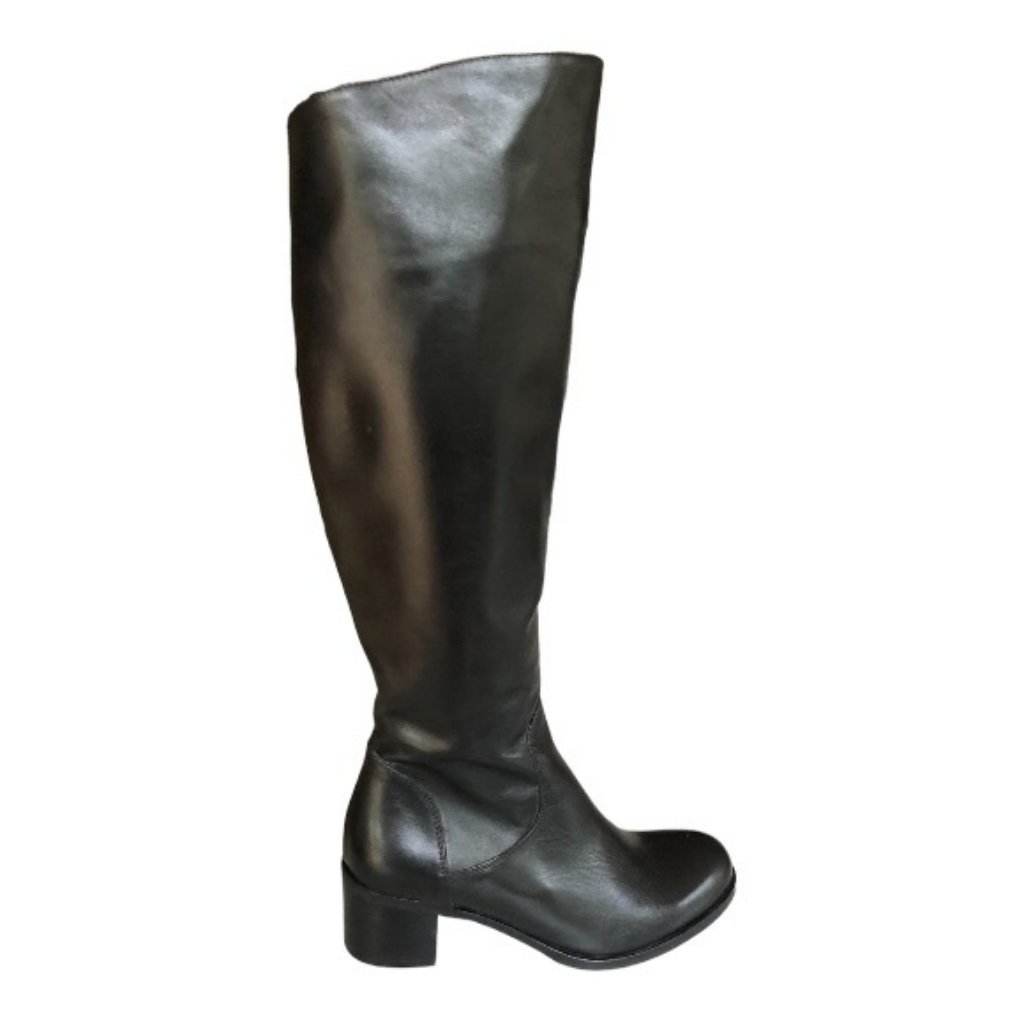Laura Busi Black Beauty Leather Classic Heeled Boot